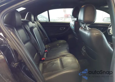 2016 Ford Taurus Limited z USA, uszkodzony, nr VIN 1FAHP2F81GG125085